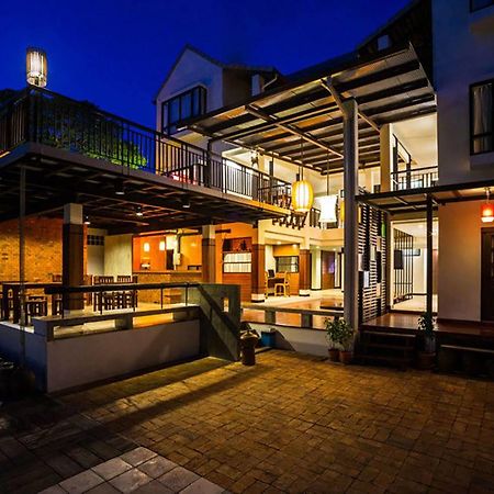 Baan Ing Ping Hotell Chiang Mai Exteriör bild
