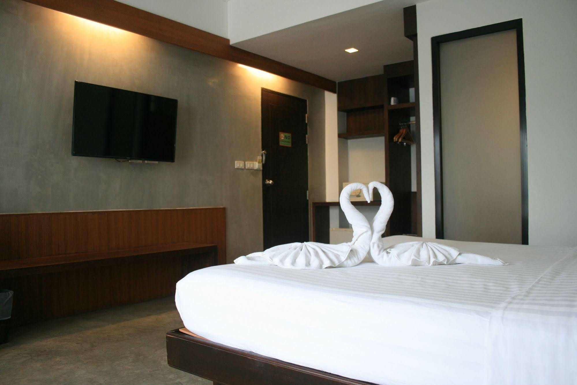 Baan Ing Ping Hotell Chiang Mai Exteriör bild